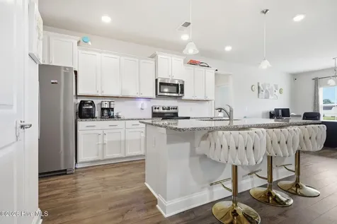 2708 Chalet Circle Winterville NC 28590