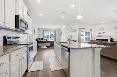 2708 Chalet Circle Winterville NC 28590