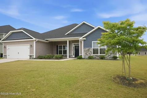 2708 Chalet Circle Winterville NC 28590