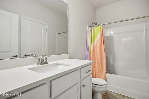 2708 Chalet Circle Winterville NC 28590