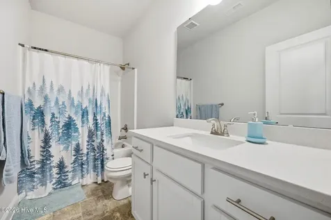 2708 Chalet Circle Winterville NC 28590