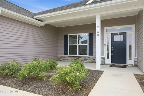 2708 Chalet Circle Winterville NC 28590