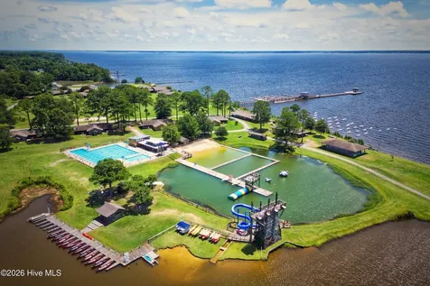 16 Wax Myrtle Court Minnesott Beach NC 28510