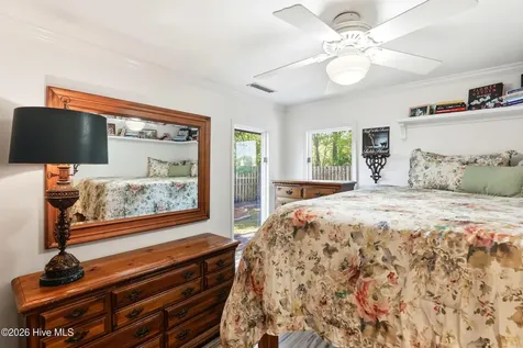 143 Red Bird Lane Hampstead NC 28443