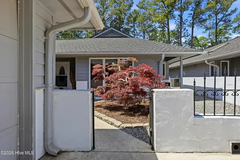 143 Red Bird Lane Hampstead NC 28443