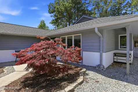 143 Red Bird Lane Hampstead NC 28443