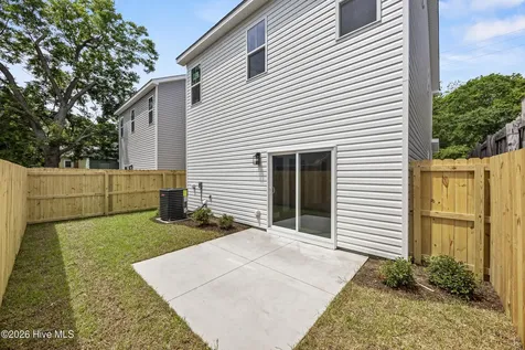 1116 N 6th Street Wilmington NC 28401