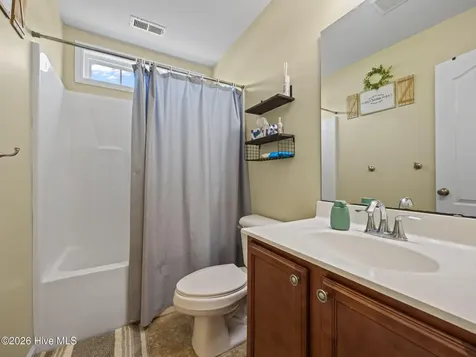 209 Cherry Blossom Drive Richlands NC 28574