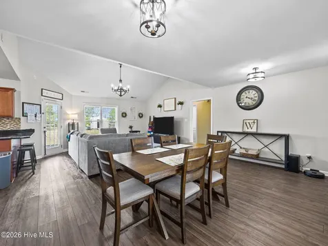 209 Cherry Blossom Drive Richlands NC 28574