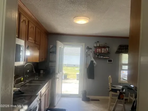 120 Claredon Avenue Bath NC 27808