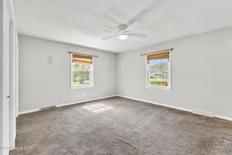1600 Nc Hy 53 W Burgaw NC 28425