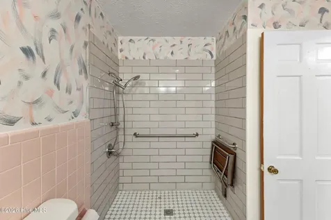1600 Nc Hy 53 W Burgaw NC 28425