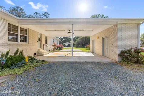 1600 Nc Hy 53 W Burgaw NC 28425