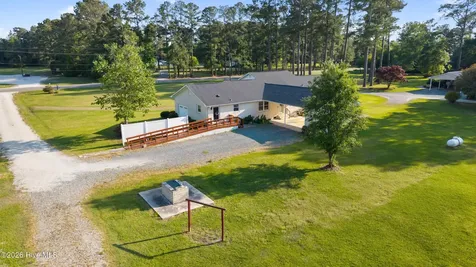 1600 Nc Hy 53 W Burgaw NC 28425
