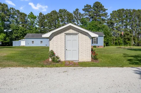 1600 Nc Hy 53 W Burgaw NC 28425