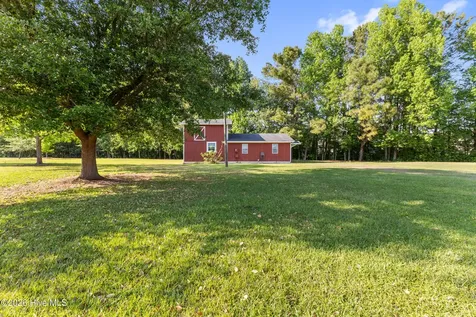 1600 Nc Hy 53 W Burgaw NC 28425