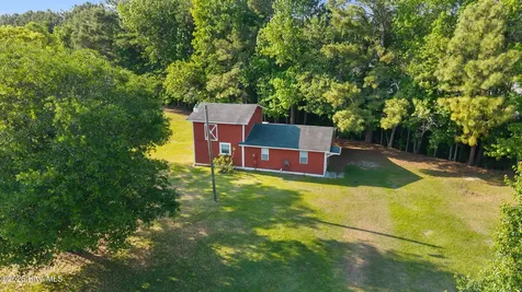 1600 Nc Hy 53 W Burgaw NC 28425