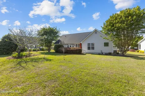 112 Carefree Lane Morehead City NC 28557
