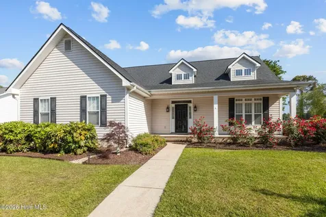 112 Carefree Lane Morehead City NC 28557