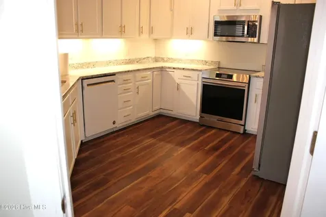 112 Carefree Lane Morehead City NC 28557