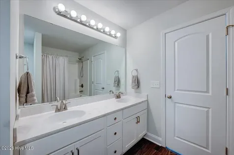 520 Poults Drive Richlands NC 28574