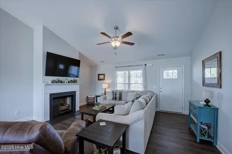 520 Poults Drive Richlands NC 28574