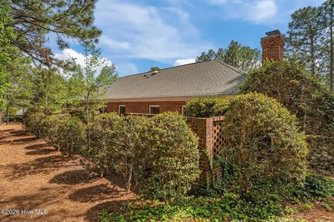 26 Ashley Court Southern Pines NC 28387