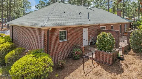 26 Ashley Court Southern Pines NC 28387