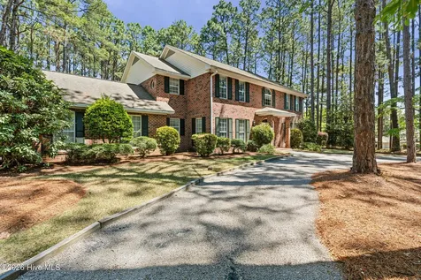 95 El Dorado Street Pinehurst NC 28374