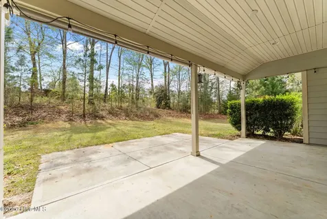155 Devon Circle Aberdeen NC 28315