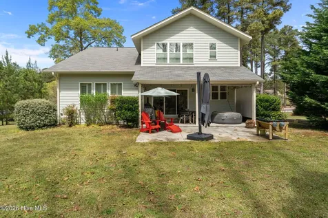155 Devon Circle Aberdeen NC 28315