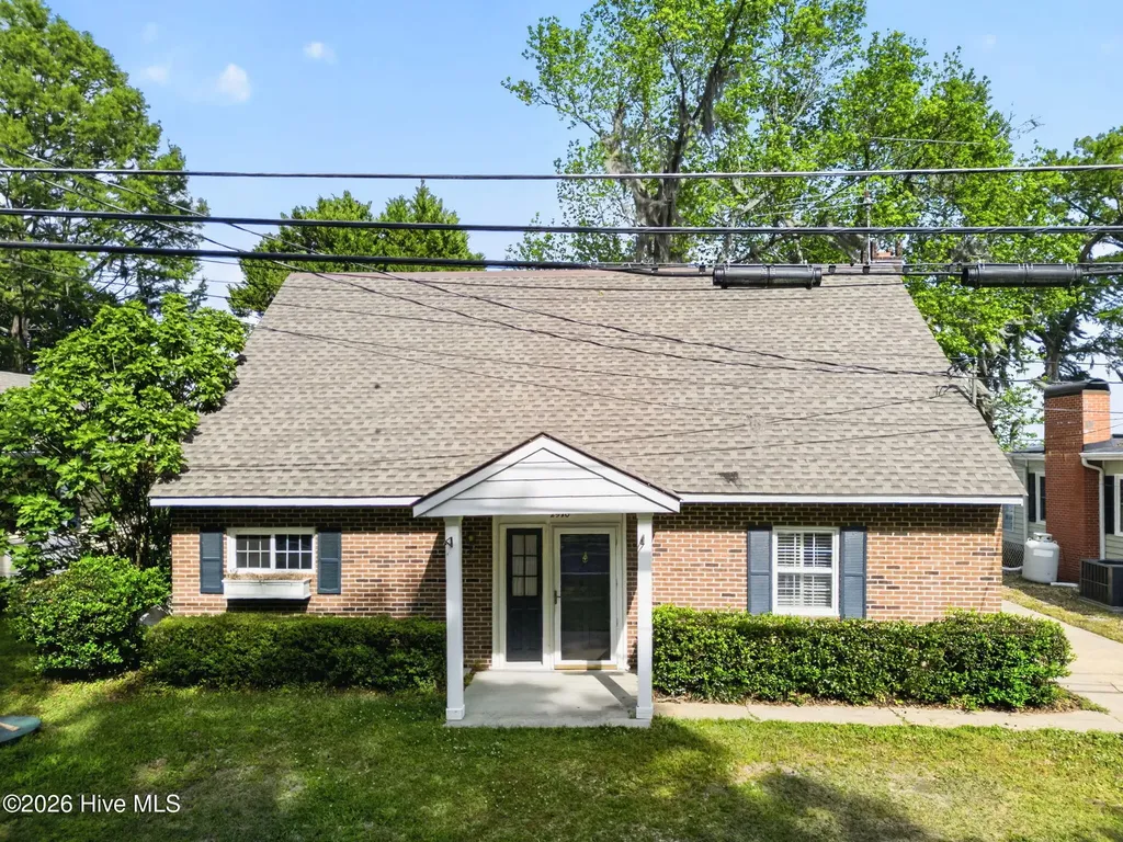 2910 Canal Cove Road Lake Waccamaw NC 28450