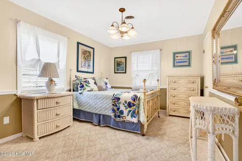 2910 Canal Cove Road Lake Waccamaw NC 28450
