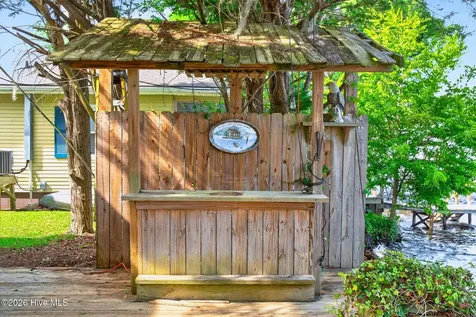 2910 Canal Cove Road Lake Waccamaw NC 28450