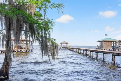 2910 Canal Cove Road Lake Waccamaw NC 28450