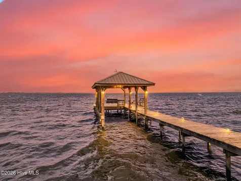 2910 Canal Cove Road Lake Waccamaw NC 28450