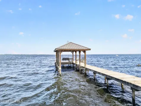 2910 Canal Cove Road Lake Waccamaw NC 28450