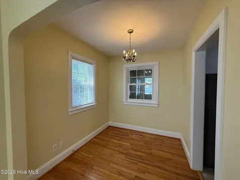 5 Warlick Street Jacksonville NC 28540