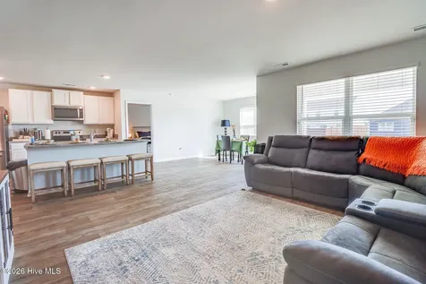 1158 King Eider Way Winnabow NC 28479