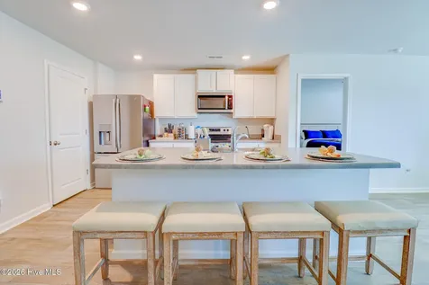 1158 King Eider Way Winnabow NC 28479