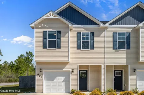 401 Vandemere Court Holly Ridge NC 28445
