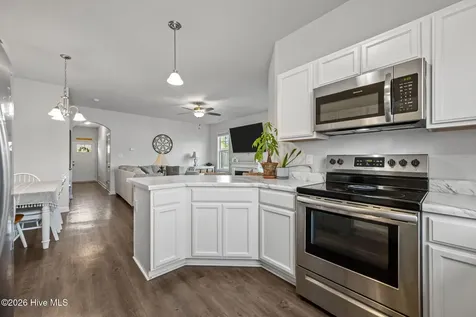 401 Vandemere Court Holly Ridge NC 28445