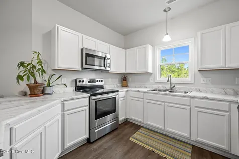 401 Vandemere Court Holly Ridge NC 28445