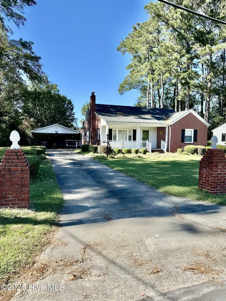 615 N Elm Street Chadbourn NC 28431