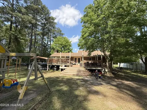 314 Sumner Avenue Roseboro NC 28382