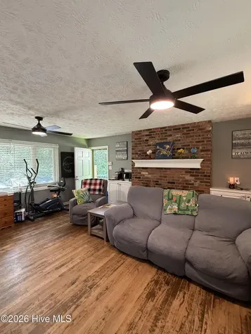 314 Sumner Avenue Roseboro NC 28382