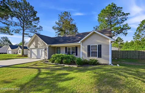 232 Folkstone Road Holly Ridge NC 28445