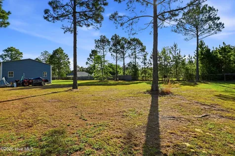 232 Folkstone Road Holly Ridge NC 28445