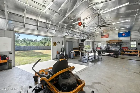 232 Folkstone Road Holly Ridge NC 28445