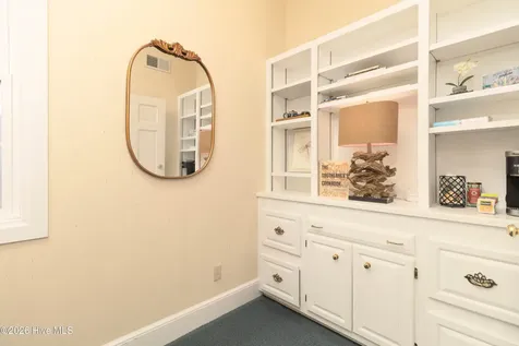 208 S Moseley Street Edenton NC 27932